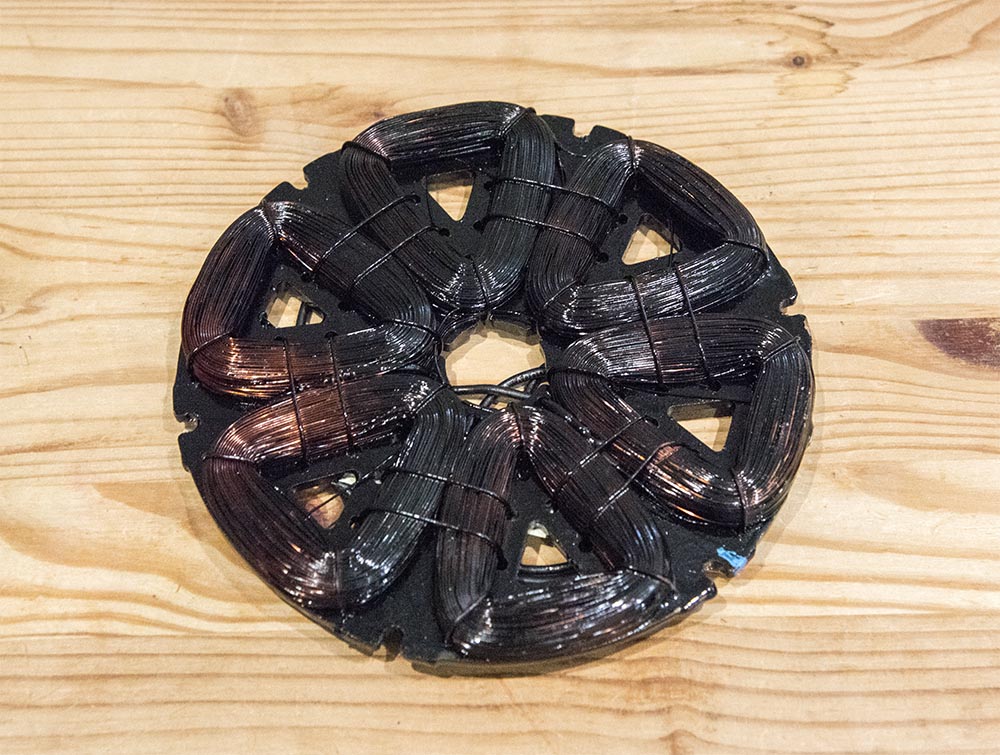 Leading edge turbine stator